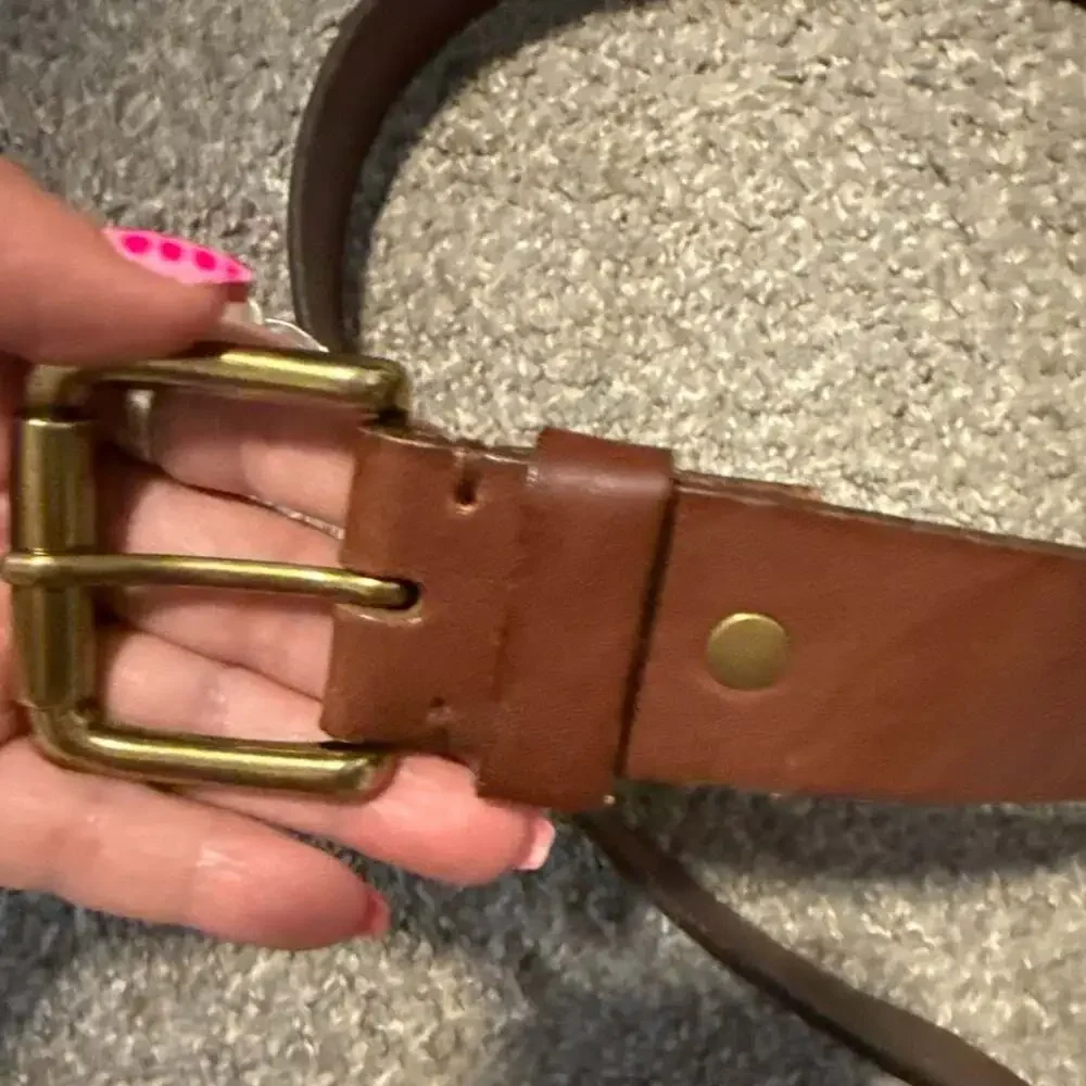 Banana Republic Brown Genuine Leather Belt with Brass Buckle 38”